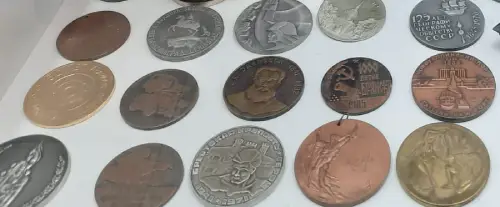Коллекции скупка. Оценить и продать коллекцию.