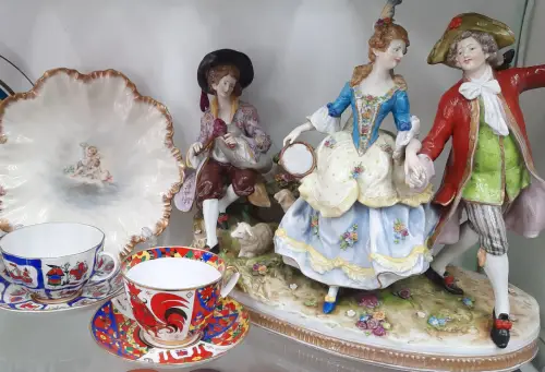 Фарфор Посуда Скульптура Фигурки. Оценка онлайн. Оценить и продать Скупка антиквариата. Продать Фарфор Посуда Скульптура Фигурки.